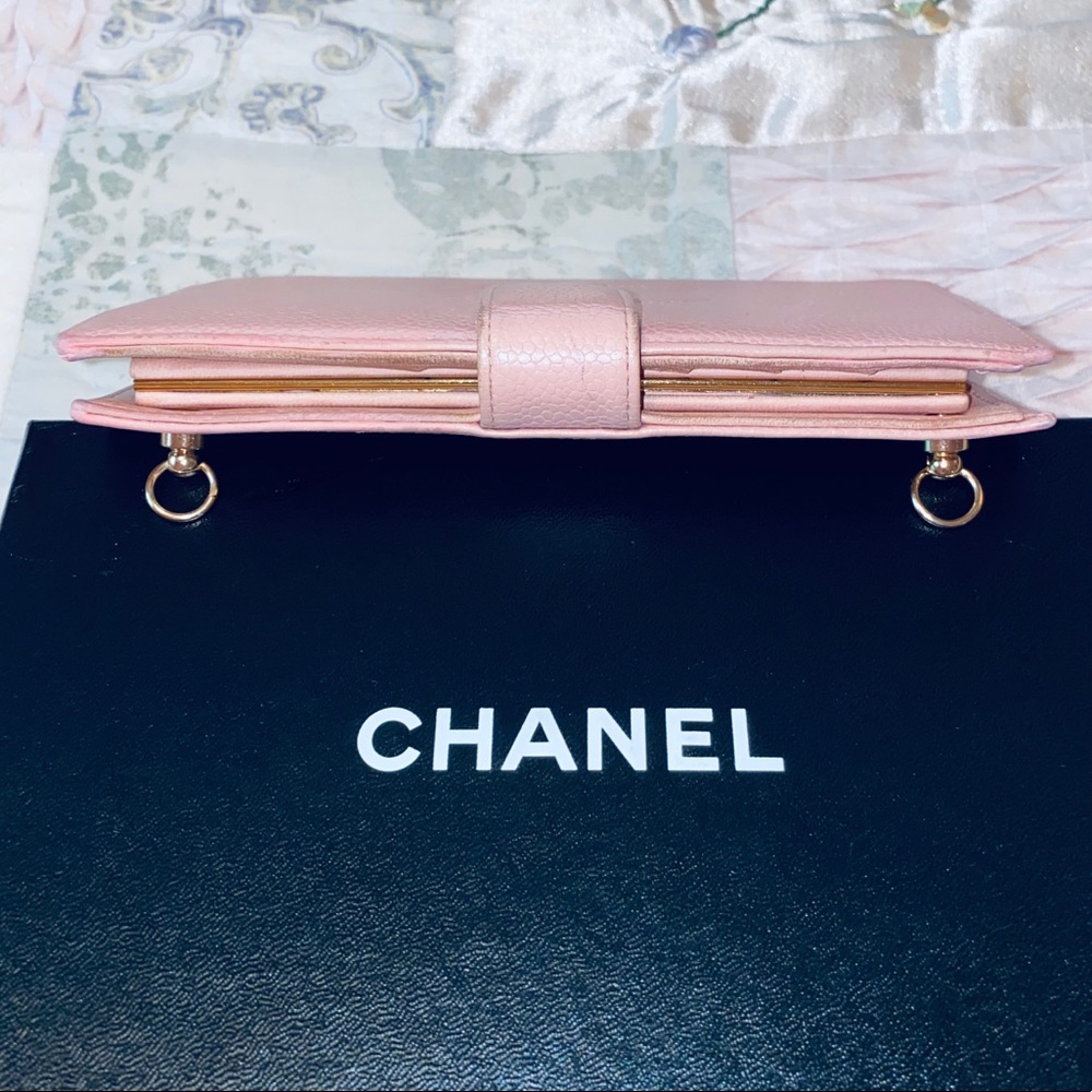 💔 CHANEL caviar skin wallet on a chain woc - Picture 10 of 15